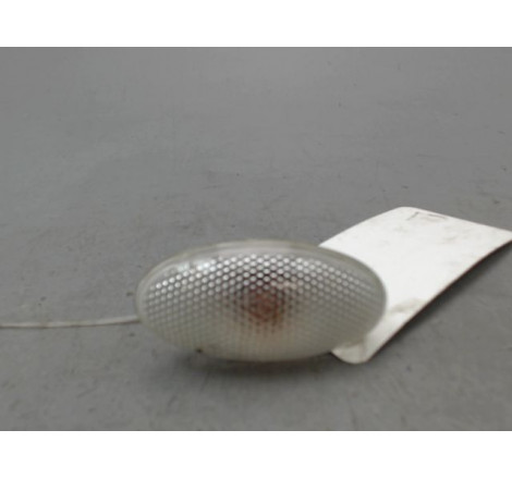 REPETITEUR AILE DROIT SUZUKI SWIFT III 2005-2011