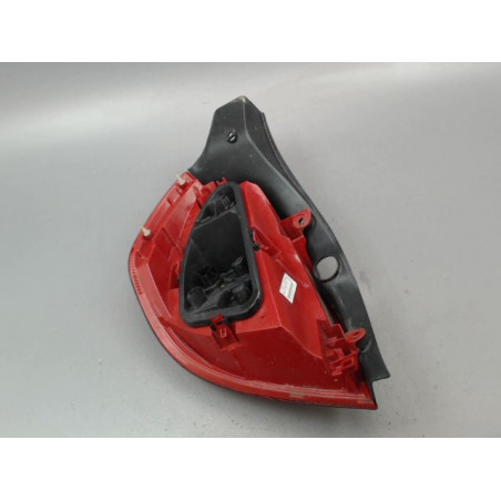 FEU ARRIERE DROIT RENAULT CLIO III Phase 2 2009-...
