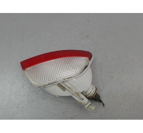 FEU RECUL DROIT FORD FOCUS I 1998-2004