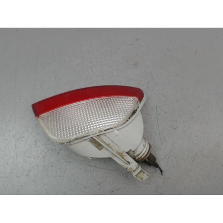 FEU RECUL DROIT FORD FOCUS I 1998-2004