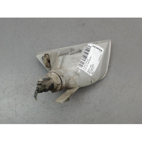 FEU RECUL DROIT FORD FOCUS I 1998-2004