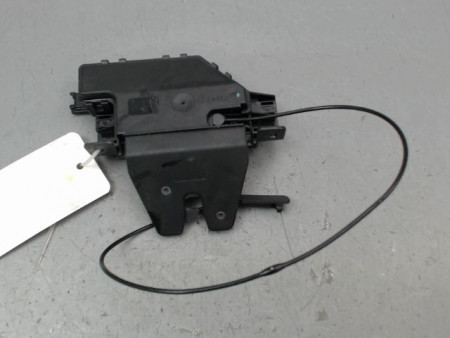 SERRURE HAYON  BMW SERIE 1 I Phase 1 (E87) 2004-2006