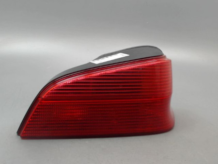 FEU ARRIERE DROIT PEUGEOT 106 Phase 2 1996-2003