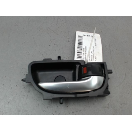 POIGNEE INTERIEURE PORTE AVANT DROIT TOYOTA YARIS 2005-