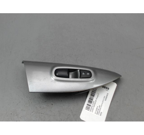 COMMANDE LEVE-GLACE PORTE AVD NISSAN JUKE Phase 2 2014-...