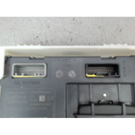 LECTEUR DE CARTE RENAULT CAPTUR Phase 1 2013-...