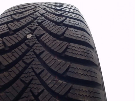 Paire de pneus HANKOOK WINTER I*CEPT RS2 185 60 15 88 T
