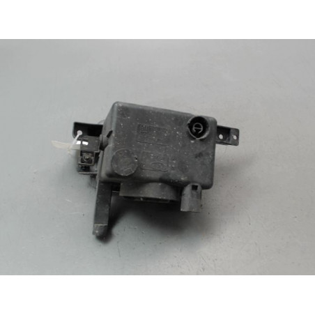 PHARE ANTIBROUILLARD AVANT DROIT OPEL CORSA III Phase 2 (C) 2003-2006