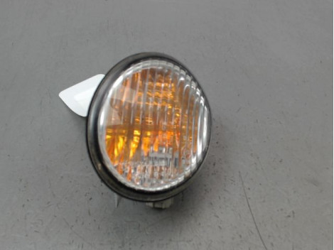 CLIGNOTANT GAUCHE TOYOTA COROLLA BREAK S/W