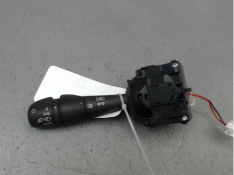 COMMANDE ECLAIRAGE RENAULT CLIO IV Phase 1 2012-...