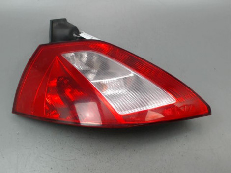 FEU ARRIERE GAUCHE  RENAULT MEGANE II Phase 1 2002-2005