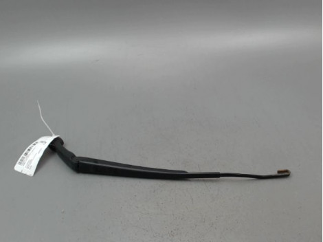 BRAS ESSUIE-GLACE AVANT GAUCHE TOYOTA YARIS II Phase 1 2005-2009