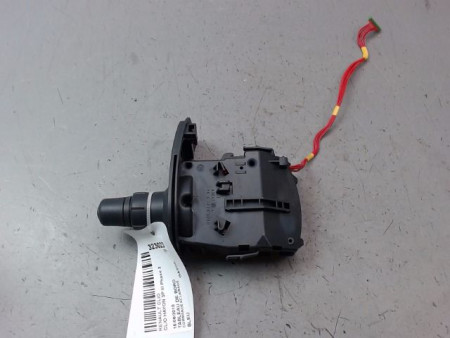 COMMANDE ECLAIRAGE RENAULT CLIO III Phase 2 2009-...