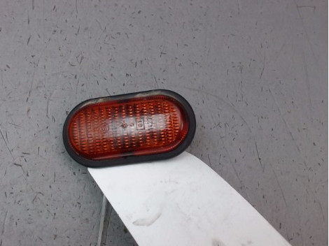 REPETITEUR AILE DROIT RENAULT MASTER FG II Phase 1 -2800- CRT 1997-2003