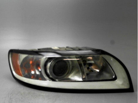 PHARE DROIT VOLVO V50