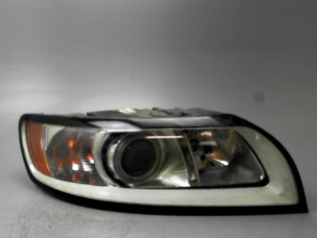 PHARE DROIT VOLVO V50
