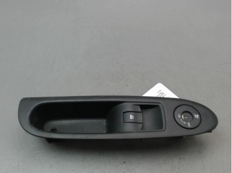 COMMANDE LEVE-GLACE PORTE AVD RENAULT CLIO II Phase 2 2001-2006