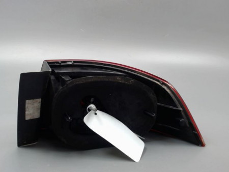 FEU ARRIERE GAUCHE  RENAULT LAGUNA II Phase 2 2005-2007