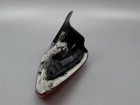 FEU ARRIERE GAUCHE  RENAULT LAGUNA III Phase 1 2007-2010