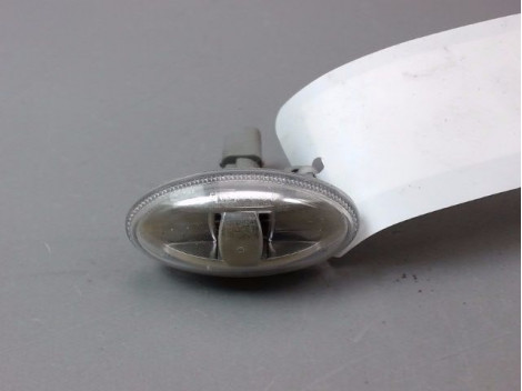 REPETITEUR AILE GAUCHE PEUGEOT 206 1998-2009