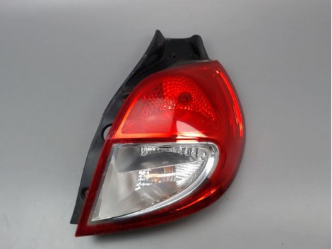 FEU ARRIERE DROIT RENAULT CLIO III Phase 2 2009-...
