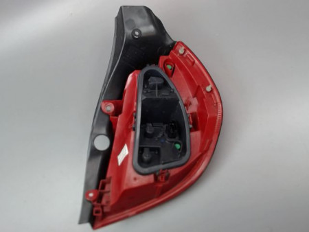 FEU ARRIERE GAUCHE  RENAULT CLIO III Phase 2 2009-...