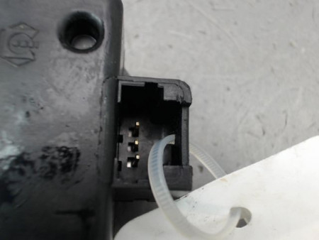 SERRURE COFFRE ARRIERE PEUGEOT 607 BERL. Phase 1 1999-2004