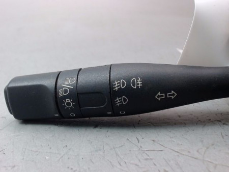 COMMANDE ECLAIRAGE PEUGEOT 206 1998-2009