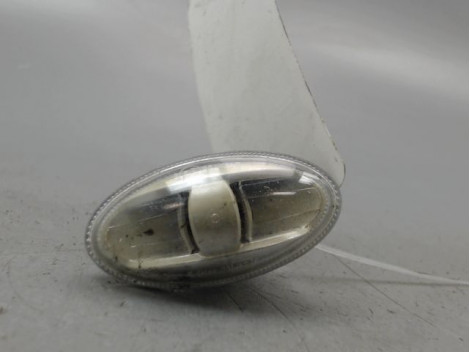 REPETITEUR AILE GAUCHE PEUGEOT 107 Phase 2 2009-2012