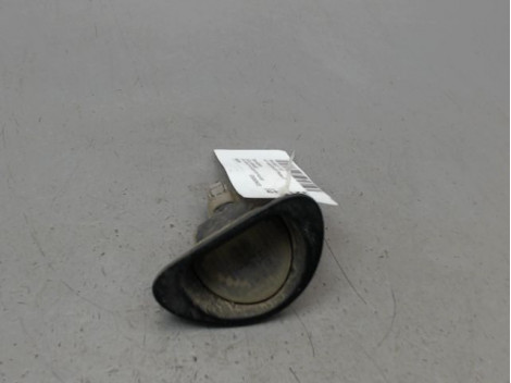 ECLAIREUR PLAQUE DE POLICE PEUGEOT 107 Phase 2 2009-2012