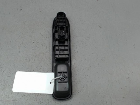 COMMANDE LEVE-GLACE PORTE AVD PEUGEOT 207 2006-2013