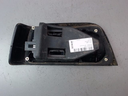 FEU ARRIERE DROIT PEUGEOT 405 BERL. Phase 2 1992-1996