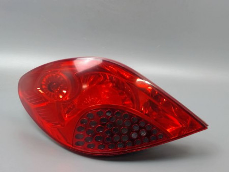 FEU ARRIERE GAUCHE  PEUGEOT 207 2006-2013