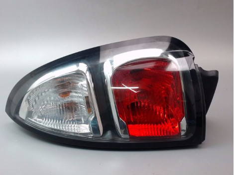 FEU ARRIERE DROIT CITROEN C3 PICASSO MONOSP. Phase 1 2009-...