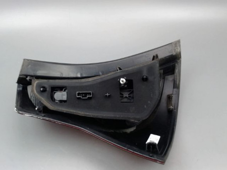 FEU ARRIERE DROIT DACIA SANDERO I 2008-2012