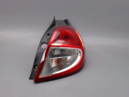 FEU ARRIERE DROIT RENAULT CLIO III Phase 2 2009-...