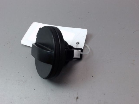 BOUCHON RESERVOIR A CARBURANT PEUGEOT 208 2012-...
