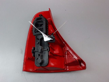 FEU ARRIERE DROIT RENAULT CLIO II Phase 1 1998-2001