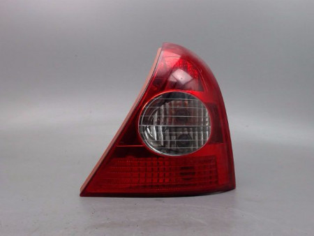 FEU ARRIERE DROIT RENAULT CLIO II Phase 2 2001-2006