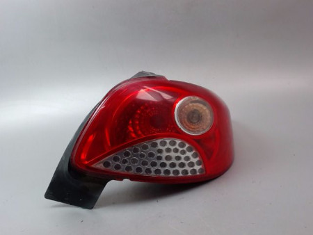 FEU ARRIERE DROIT PEUGEOT 206 + 2009-2013