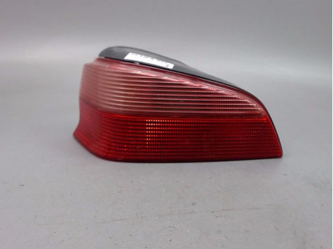 FEU ARRIERE GAUCHE  PEUGEOT 106 Phase 2 1996-2003