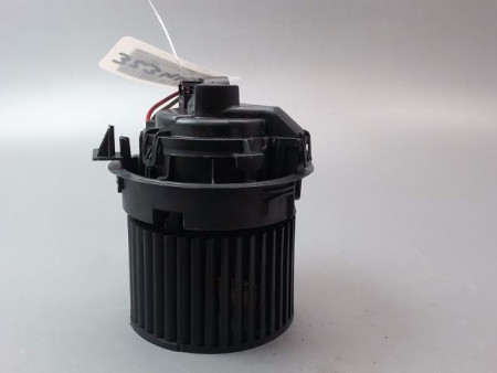 MOTEUR VENTILATEUR CHAUFFAGE RENAULT CLIO IV Phase 1 2012-...