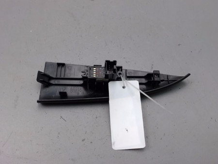 COMMANDE LEVE-GLACE PORTE AVD NISSAN NOTE I Phase 1 2006-2009