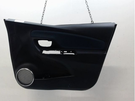 GARNITURE PORTE AVANT DROIT TOYOTA YARIS 2005-