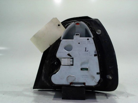 FEU ARRIERE GAUCHE  NISSAN SUNNY III 1991-1995
