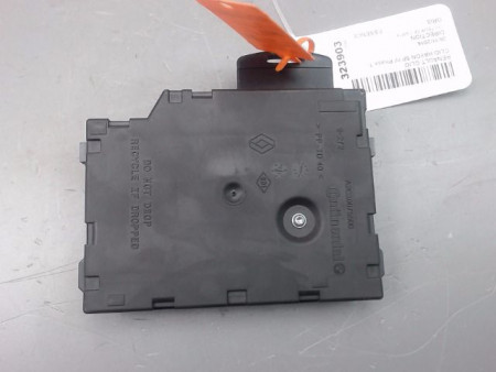 LECTEUR DE CARTE RENAULT CLIO IV Phase 1 2012-...