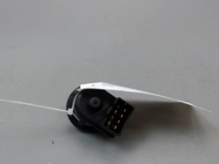 COMMANDE RETROVISSEUR EXTERIEUR ELECTRIQUE RENAULT CLIO III Phase 1 2005-2009