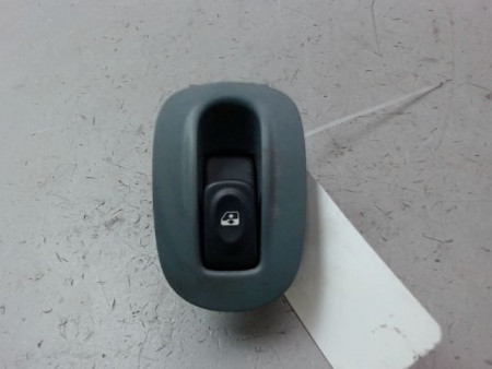 COMMANDE LEVE-GLACE PORTE AVD RENAULT MEGANE SCENIC MONOSP. I Phase 1 1996-1999