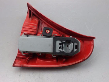 FEU ARRIERE GAUCHE  RENAULT CLIO II Phase 2 2001-2006
