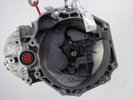 BOITE A VITESSE MECANIQUE OPEL ASTRA GTC III Phase 1  2005-2006 1.7 CDTI 